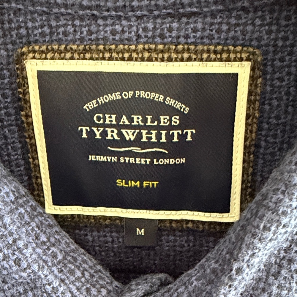 Charles Tyrwhitt Slim Fit Men's Deep Blue Casual Shirt Medium - Picture 2 of 6